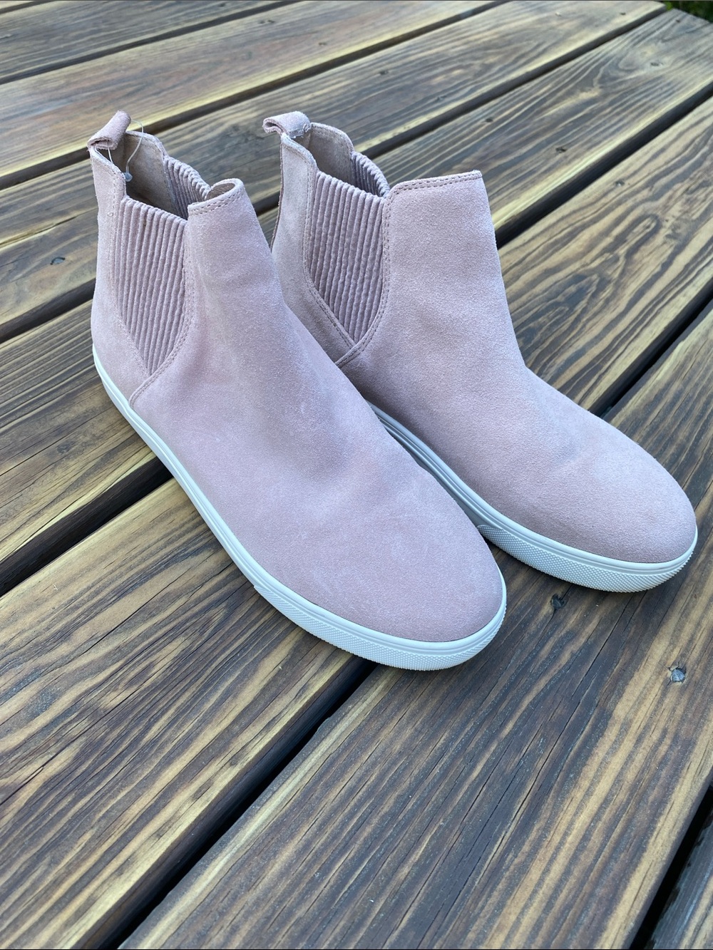 Blondo Suede Slip-On Ankle Booties in Light Pink